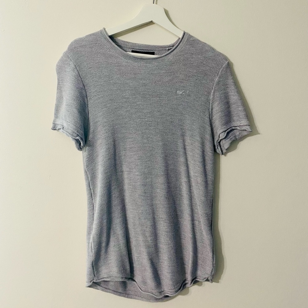 T-Shirt by HOLLISTER - Picture 1 of 4